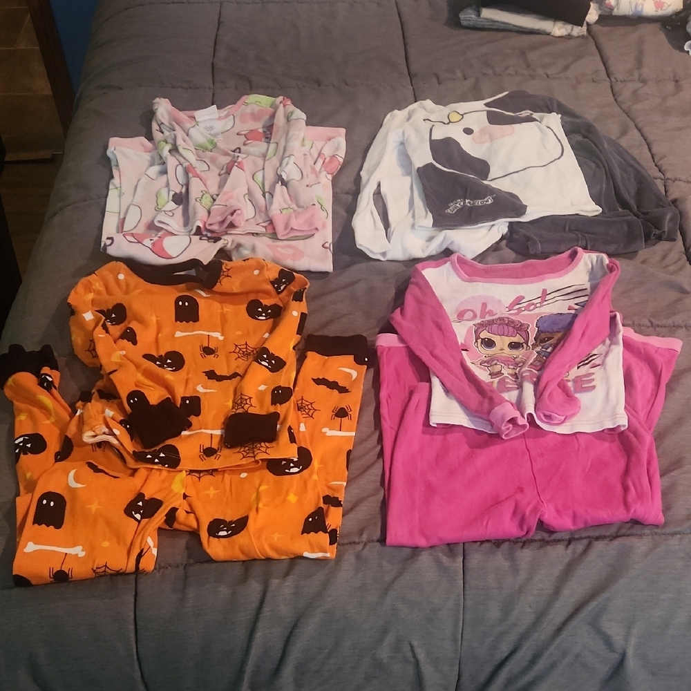 Lot Of 4 Girls Pajamas,  Size 6
